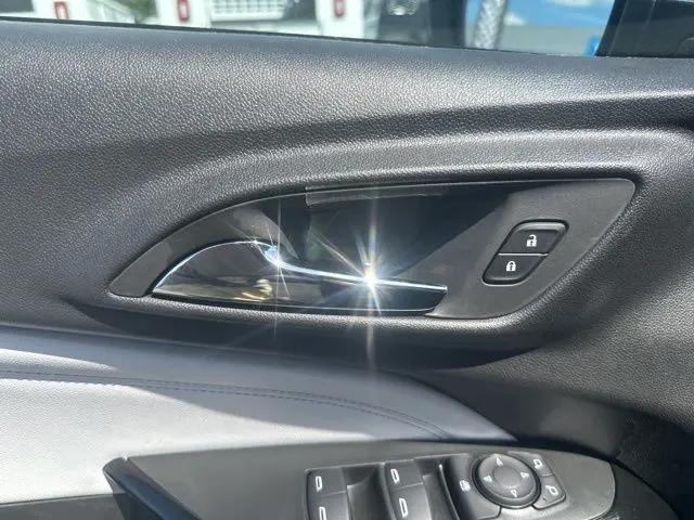 2026 Chevrolet Trax FWD LT