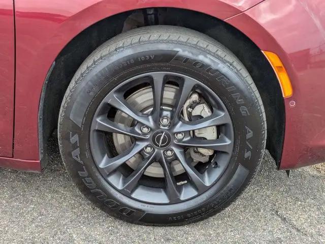 2020 Chrysler Pacifica AWD Launch Edition