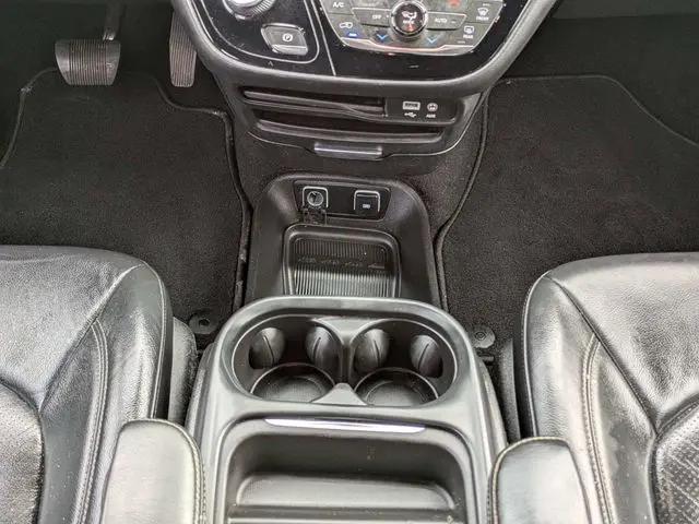 2020 Chrysler Pacifica AWD Launch Edition