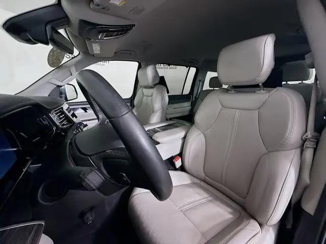 2023 Jeep Wagoneer Series III 4x4