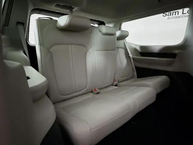 2023 Jeep Wagoneer Series III 4x4