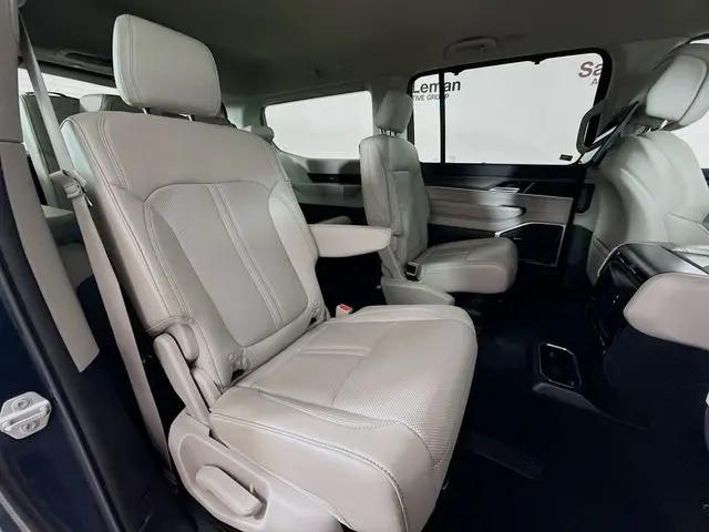 2023 Jeep Wagoneer Series III 4x4