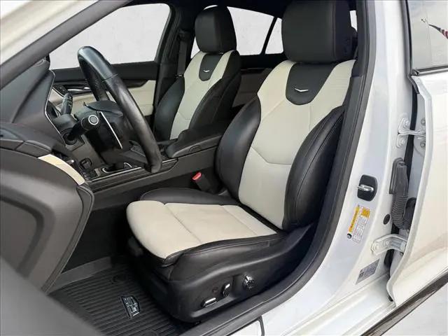 2023 Cadillac CT5 Sport