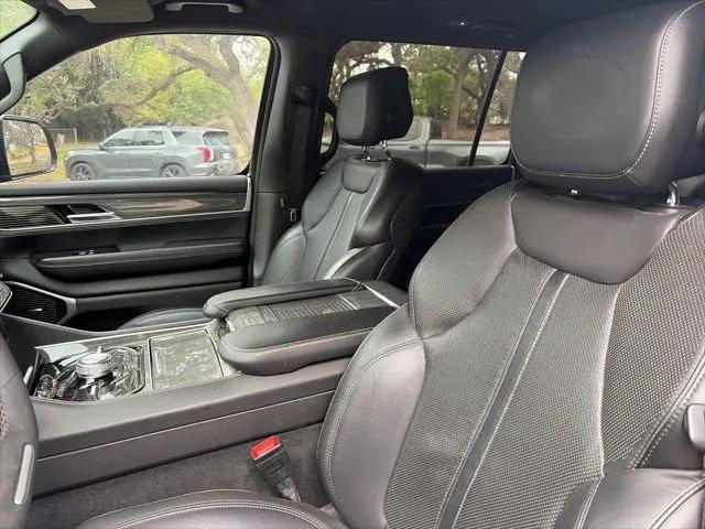 2022 Jeep Wagoneer Series III 4x4