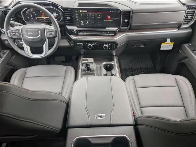2026 GMC Sierra 1500 Crew Cab, Short Bed, SLT, 4WD