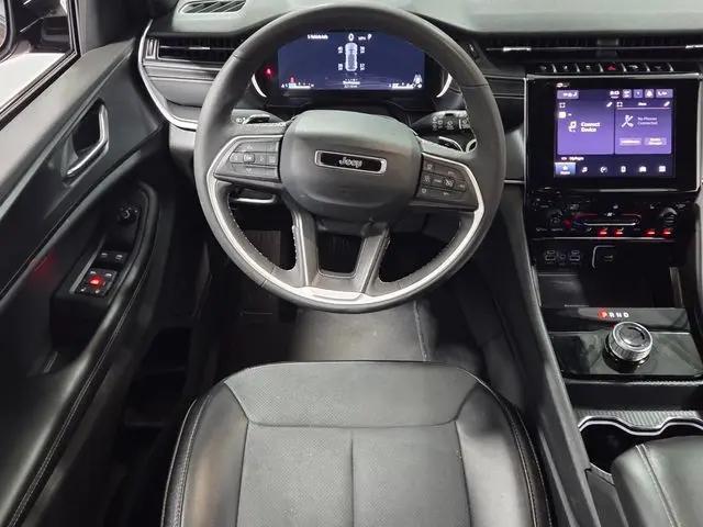 2025 Jeep Grand Cherokee Altitude 4x4