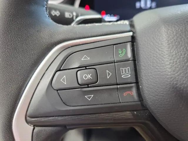 2025 Jeep Grand Cherokee Altitude 4x4
