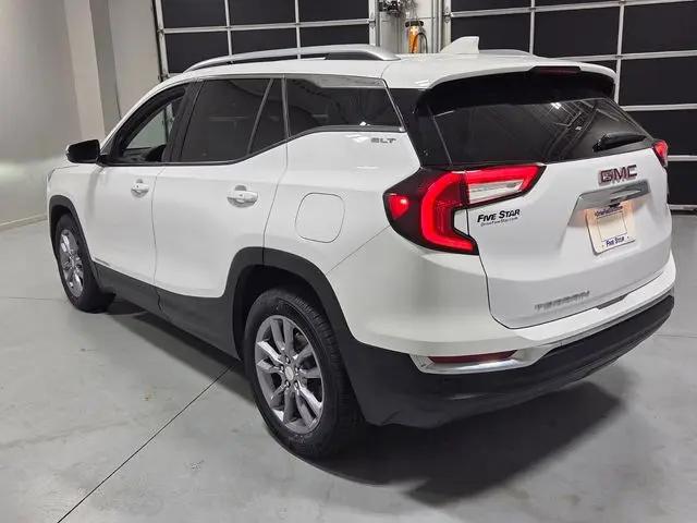 2023 GMC Terrain FWD SLT