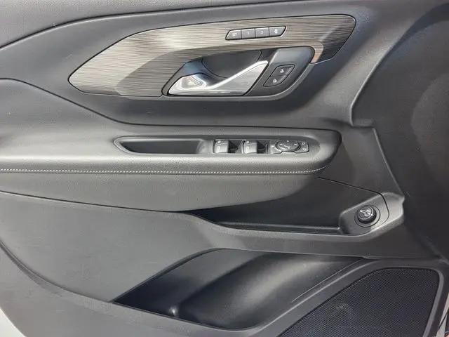 2023 GMC Terrain FWD SLT