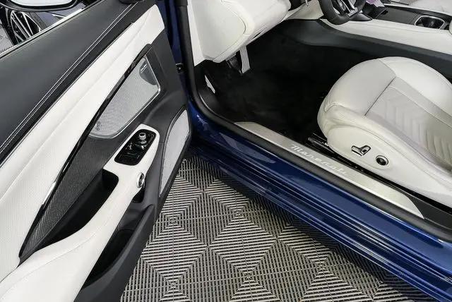 2026 Maserati GranCabrio Standard