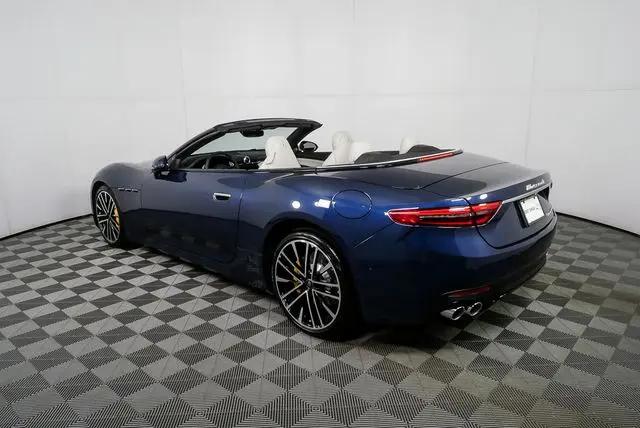 2026 Maserati GranCabrio Standard