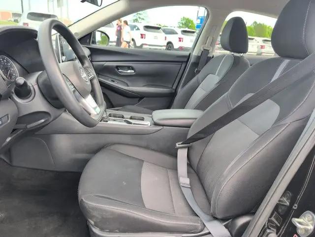 2024 Nissan Sentra SV Xtronic CVT