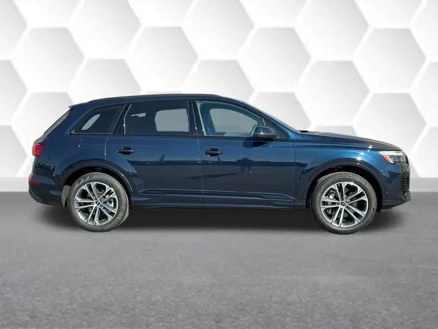 2026 Audi Q7 Premium Plus 45 TFSI quattro tiptronic