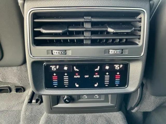 2026 Audi Q7 Premium Plus 45 TFSI quattro tiptronic