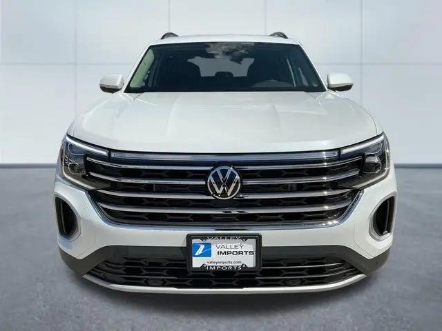 2026 Volkswagen Atlas SE with Technology