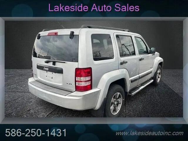 2008 Jeep Liberty Sport
