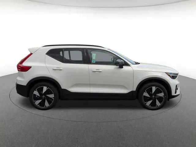 2026 Volvo EX40 Plus, Twin Motor, Fully electric