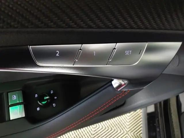 2025 Audi RS 6 Avant Performance quattro tiptronic
