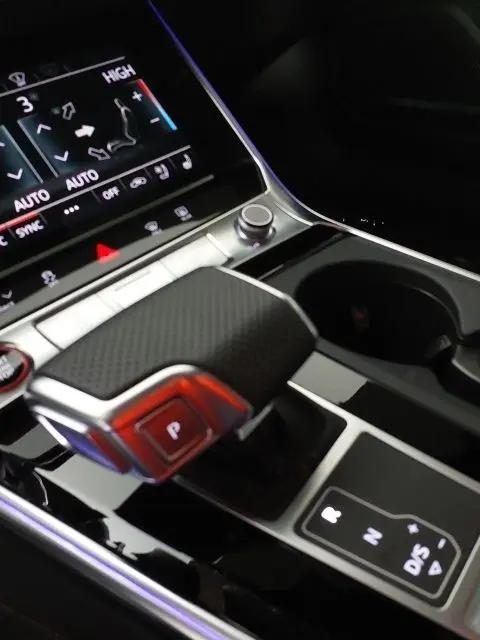 2025 Audi RS 6 Avant Performance quattro tiptronic