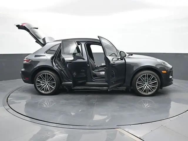 2025 Porsche Macan Macan