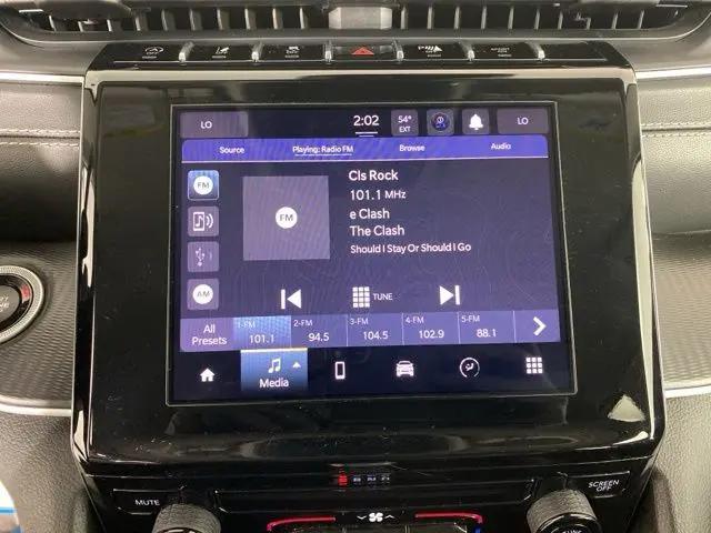 2024 Jeep Grand Cherokee Laredo 4x2