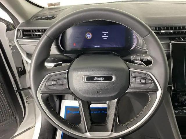 2024 Jeep Grand Cherokee Laredo 4x2
