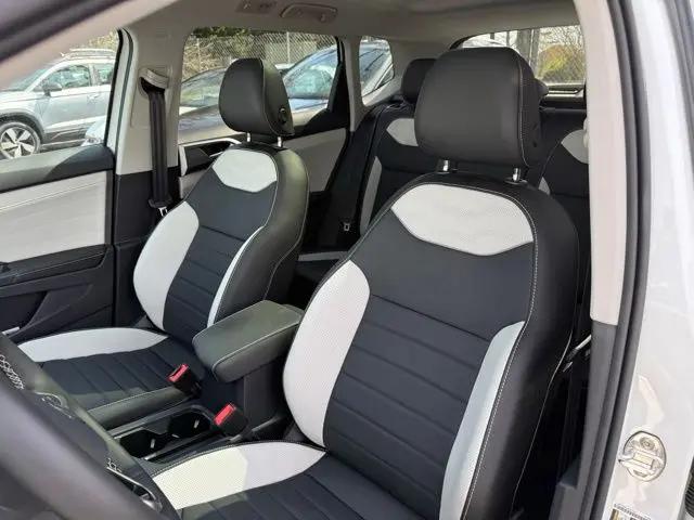 2026 Volkswagen Taos SEL