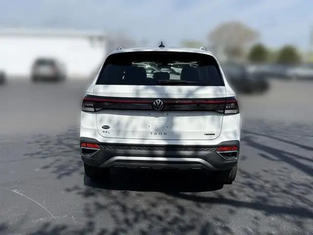 2026 Volkswagen Taos SEL