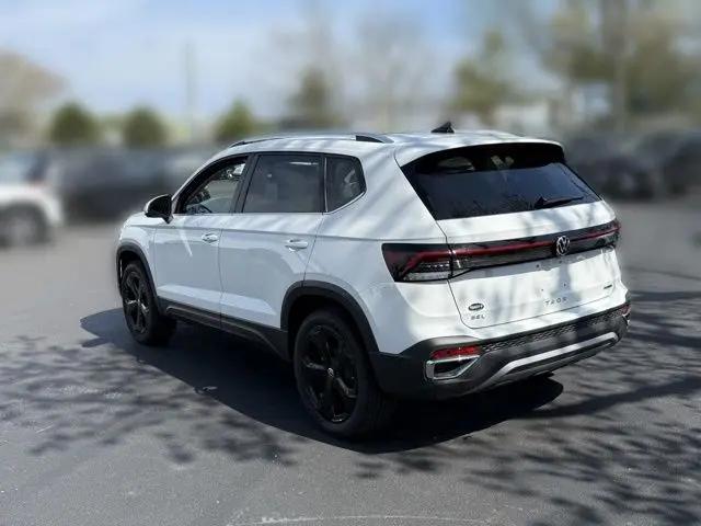 2026 Volkswagen Taos SEL