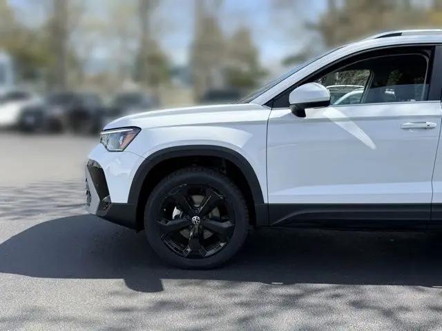 2026 Volkswagen Taos SEL
