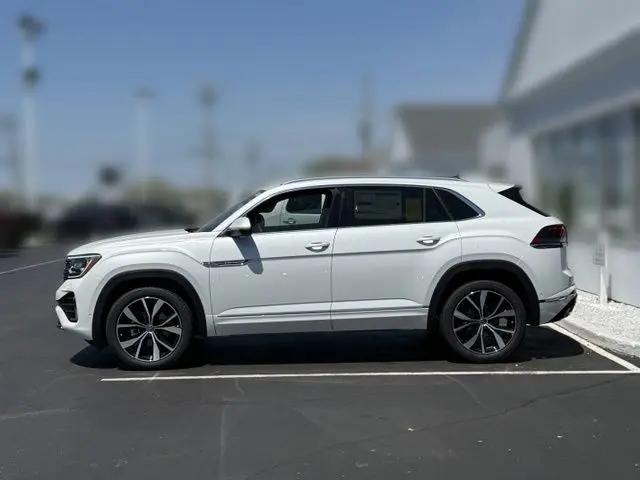 2026 Volkswagen Atlas Cross Sport SEL Premium R-Line
