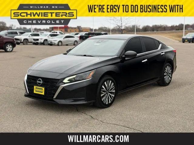 2025 Nissan Altima SV FWD for sale in Willmar, MN