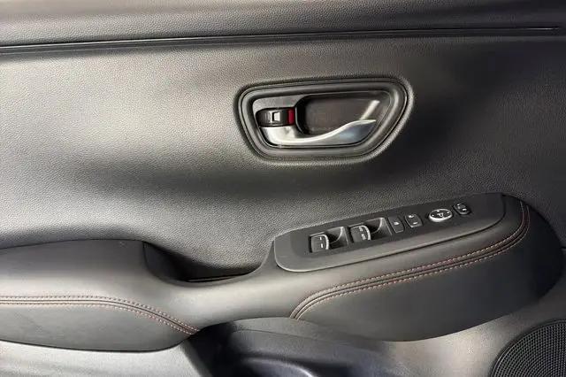 2025 Honda HR-V 2WD Sport
