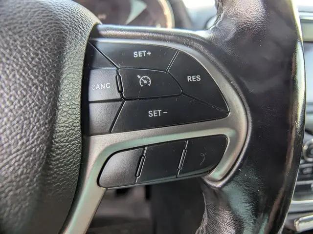 2019 Jeep Grand Cherokee Laredo E 4x4