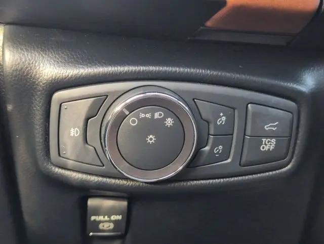2019 Lincoln Nautilus Black Label