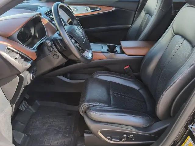 2019 Lincoln Nautilus Black Label