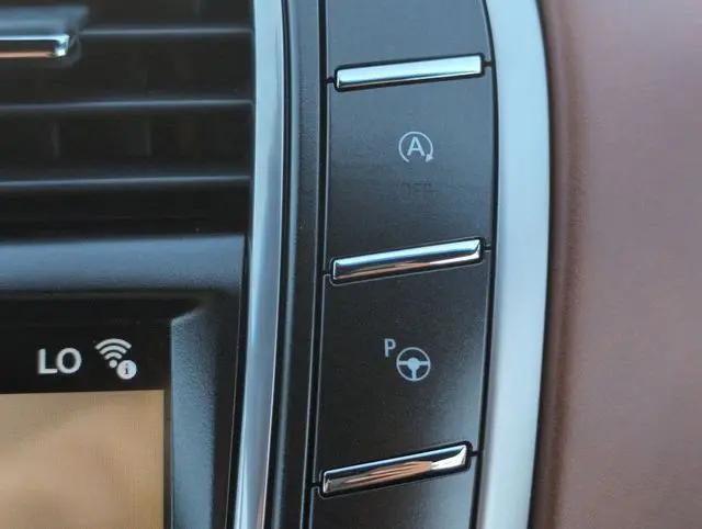 2019 Lincoln Nautilus Black Label