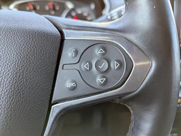 2023 Chevrolet Traverse AWD LT Leather