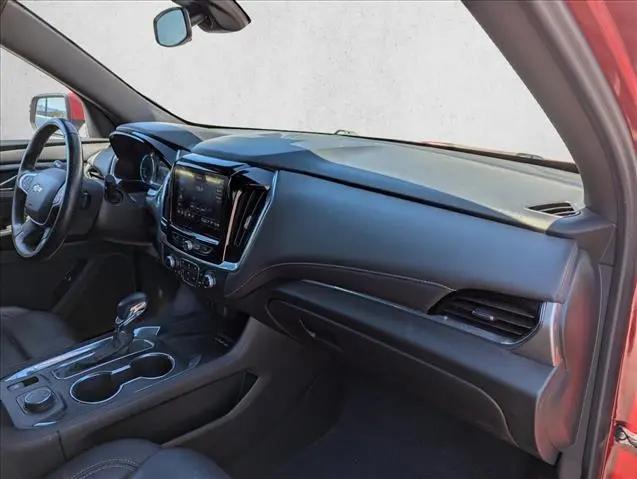 2023 Chevrolet Traverse AWD LT Leather