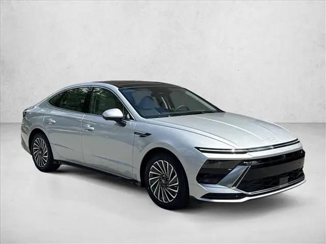 2025 Hyundai Sonata Hybrid Limited