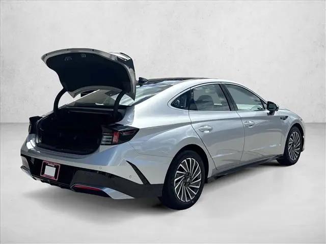 2025 Hyundai Sonata Hybrid Limited
