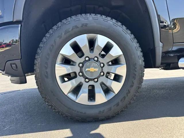 2026 Chevrolet Silverado 2500HD Crew Cab, Standard Bed, WT, 4WD