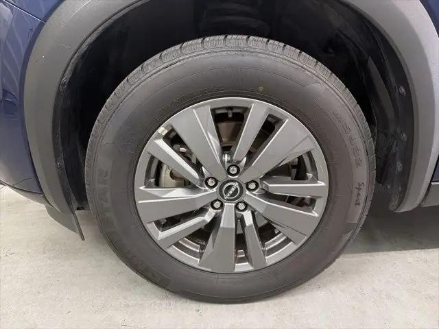 2024 Nissan Pathfinder SV FWD
