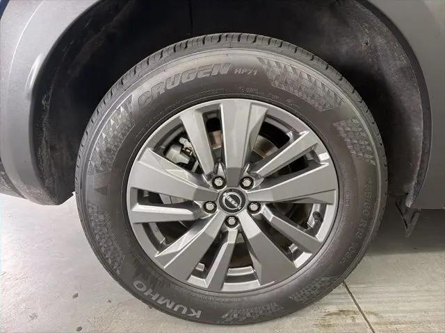 2024 Nissan Pathfinder SV FWD