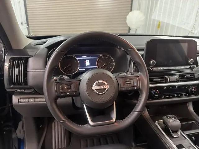 2024 Nissan Pathfinder SV FWD