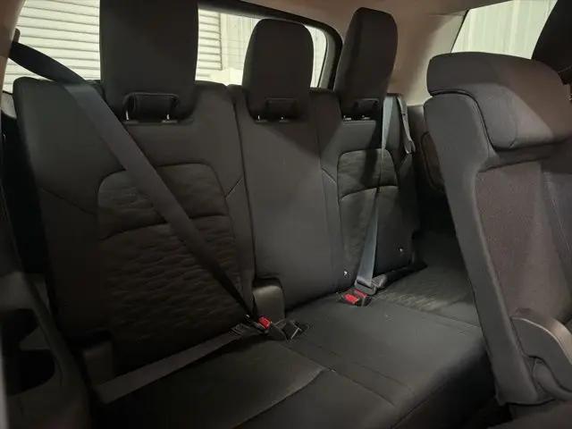 2024 Nissan Pathfinder SV FWD