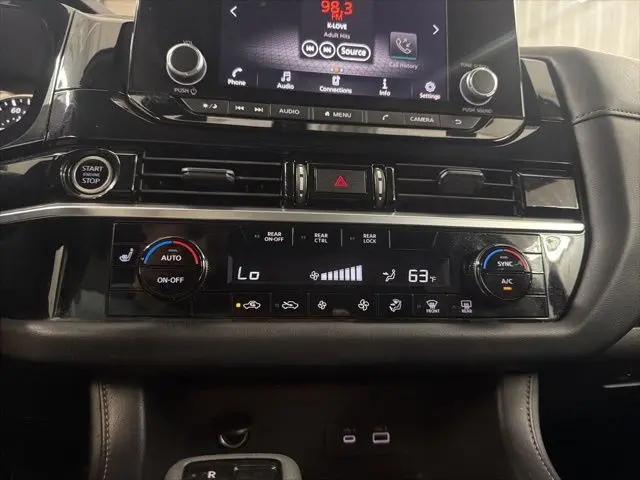 2024 Nissan Pathfinder SV FWD