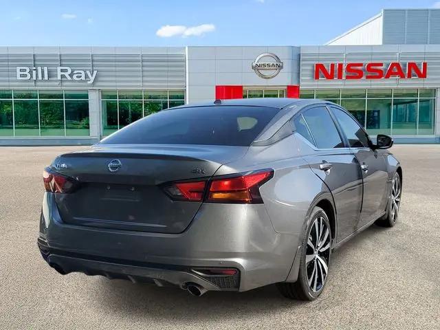 2020 Nissan Altima SR FWD