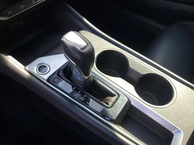 2020 Nissan Altima SR FWD