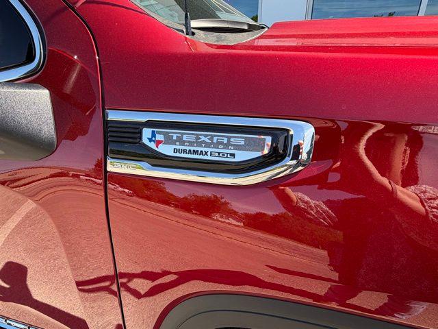 2026 GMC Sierra 1500 Crew Cab, Standard Bed, SLT, 4WD